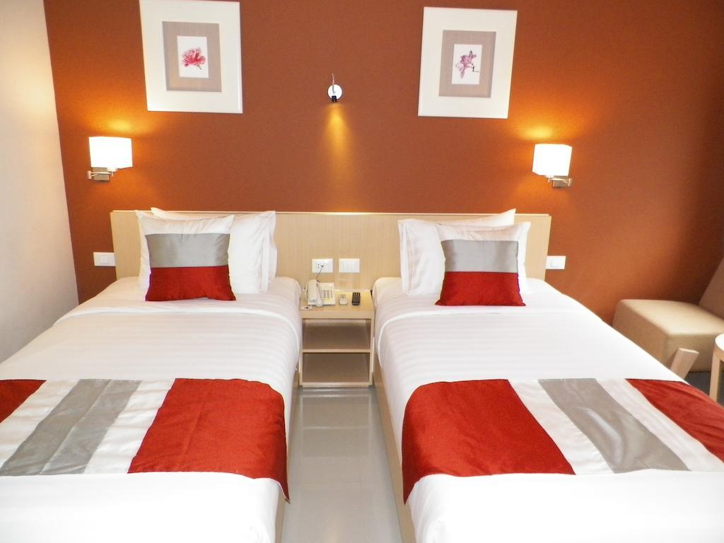 Hotel Tibera Taman Cibeunying Bandung Camera foto