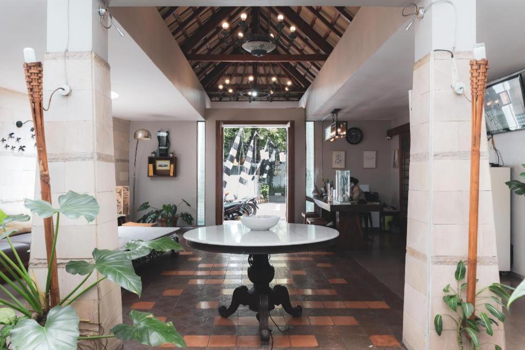 Hotel Tibera Taman Cibeunying Bandung Esterno foto