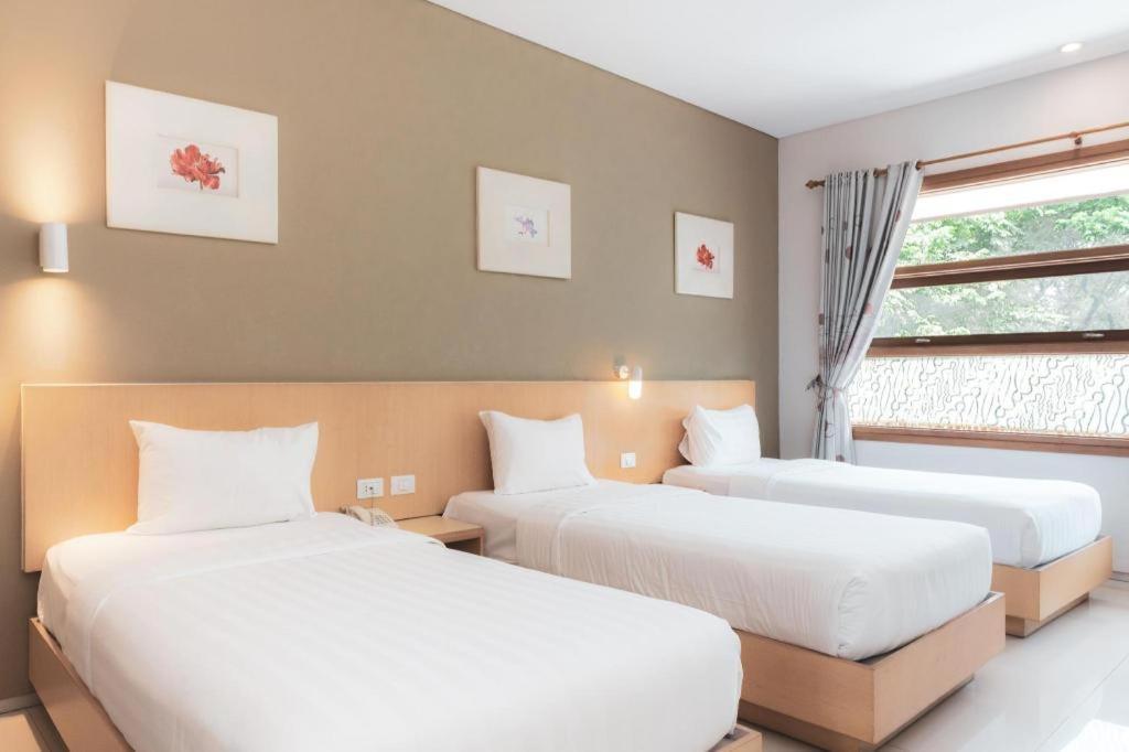 Hotel Tibera Taman Cibeunying Bandung Esterno foto