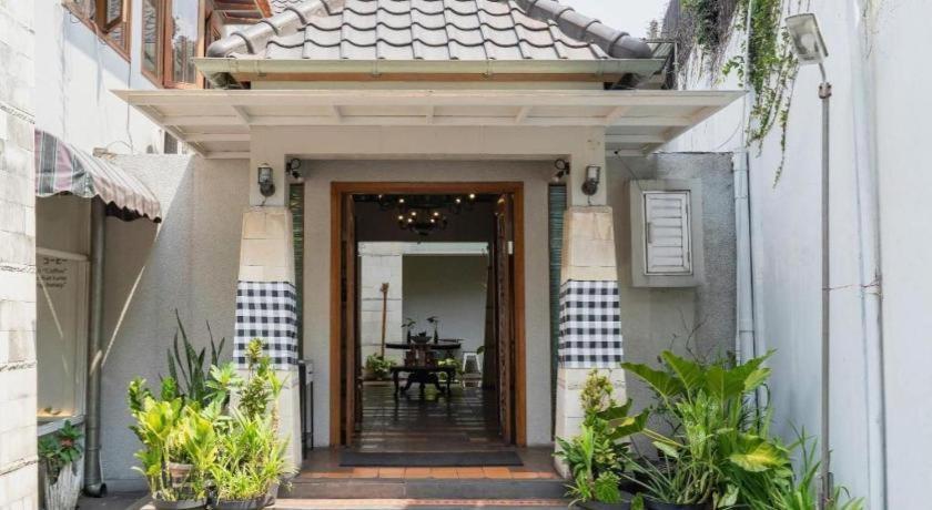 Hotel Tibera Taman Cibeunying Bandung Esterno foto