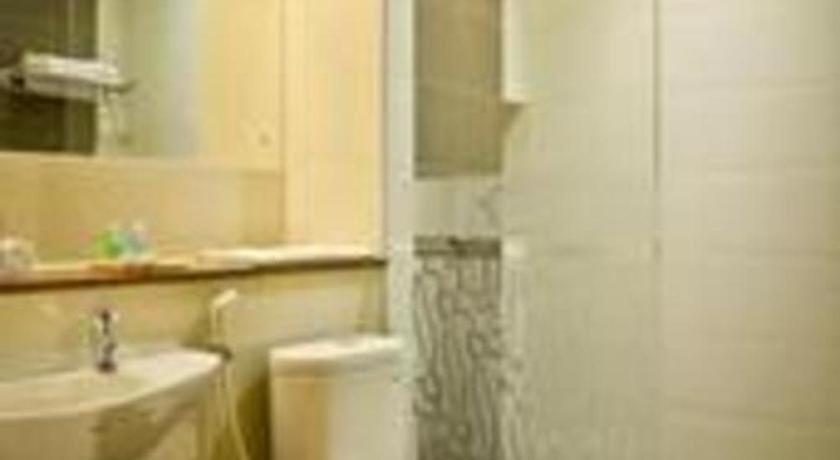 Hotel Tibera Taman Cibeunying Bandung Esterno foto