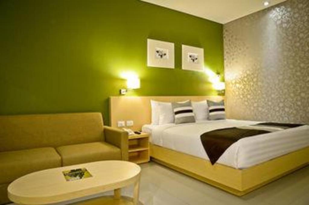 Hotel Tibera Taman Cibeunying Bandung Esterno foto