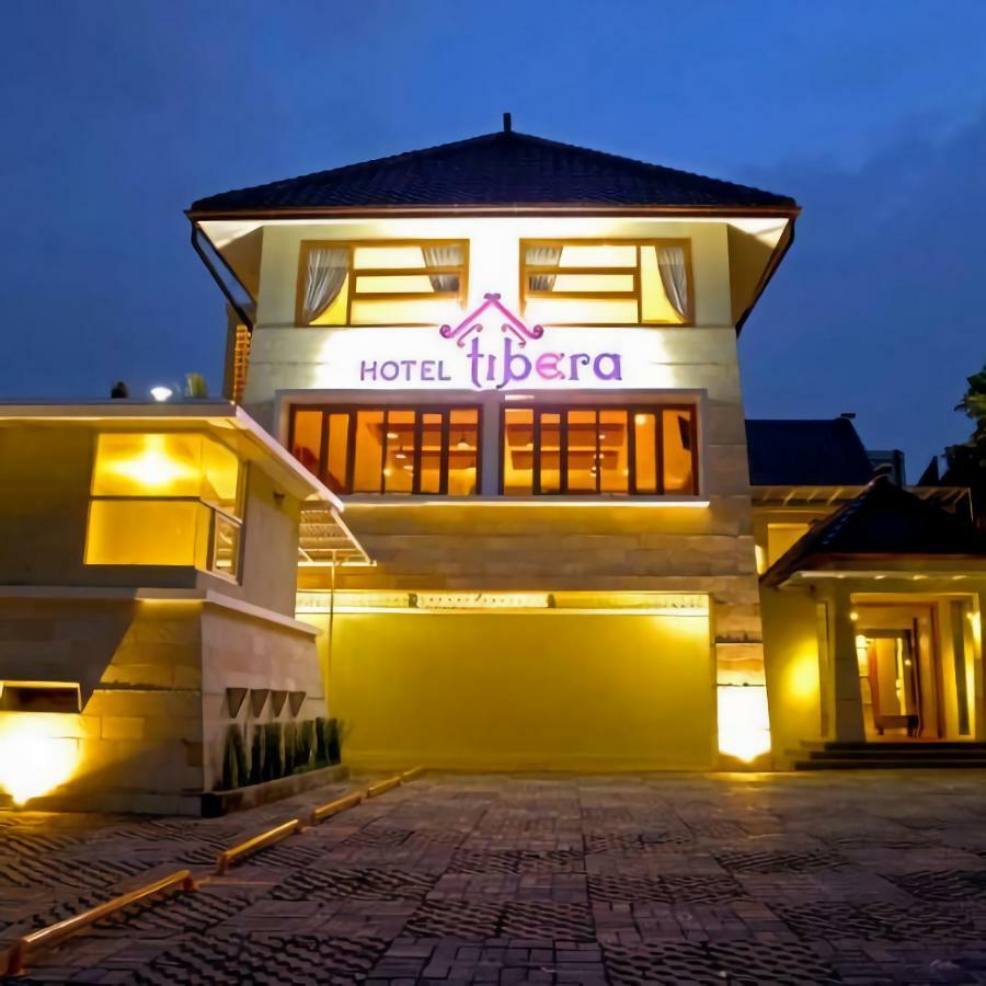 Hotel Tibera Taman Cibeunying Bandung Esterno foto